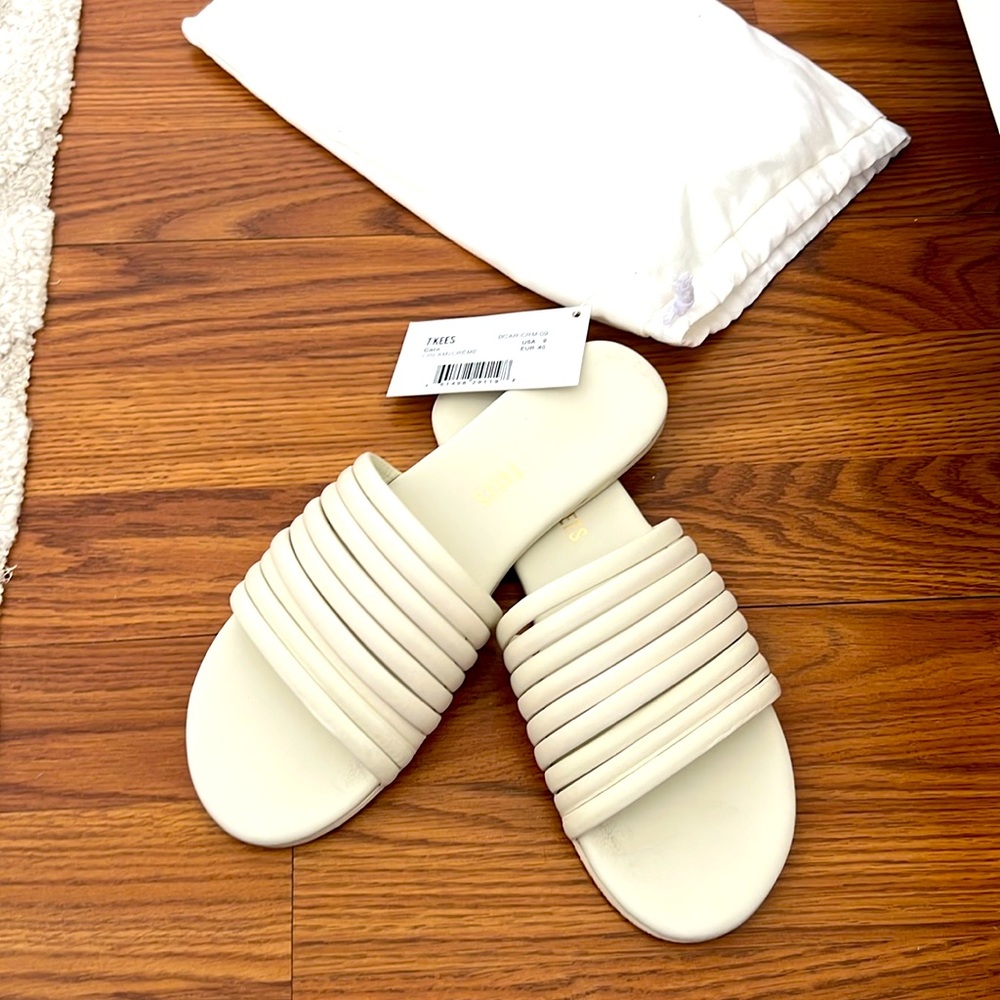 TKEES caro off white sandal 9